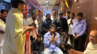 Sonu Sood: కనకదుర్గమ్మను దర్శించుకున్న నటుడు సోనూసూద్