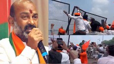 Bandi Sanjay: ట్యాంక్ బండ్‌పై గణేష్ నిమజ్జనం నిషేధించడం దారుణం..  బండి సంజయ్ సంచలన వ్యాఖ్యలు..