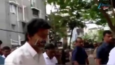 CM Vijay: విద్యార్థులకు ఉచిత అల్పాహారం.. స్వయంగా వడ్డించిన సీఎం విజయ్!