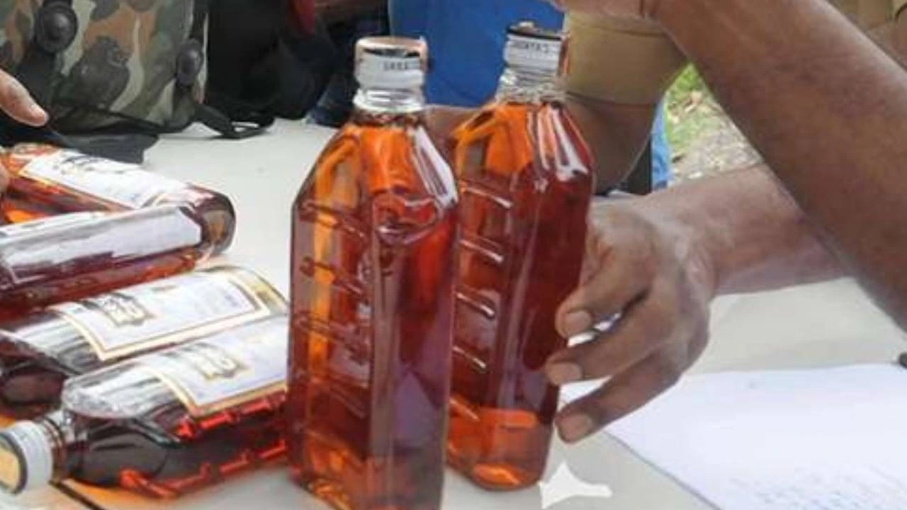 Nagaland Liquor Deaths: మార్కెట్లోకి నాగాలాండ్‌ కల్తీ మద్యం..విషపూరిత సారా తాగి రెండు రోజుల్లో 19 మంది మృతి!