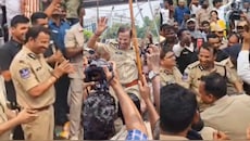 CP Sajjanar dance video: ప్రశాంతంగా ముగిసిన నిమజ్జనం.. డ్యాన్స్‌తో హల్ చల్ చేసిన సీపీ సజ్జనార్.. వీడియో వైరల్..