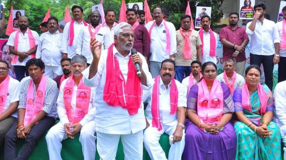 Water Issue: తెలంగాణకు శనిలా దాపురించిన రేవంత్ రెడ్డి, ఉత్తమ్‌ మారారు: జీవన్‌ రెడ్డి