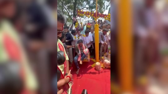 Nani: మేడారం సమ్మక్క-సారలమ్మ దేవతలను దర్శించుకున్న నాని, ది ప్యారడైజ్ టీమ్