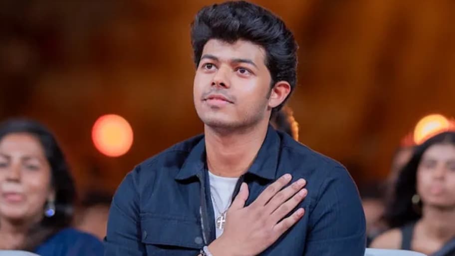 Jason Sanjay: ఆమెతో లవ్ బ్రేకప్…బయటపడిన విజయ్ కొడుకు జాసన్ సంజయ్ ప్రేమ కథ..!