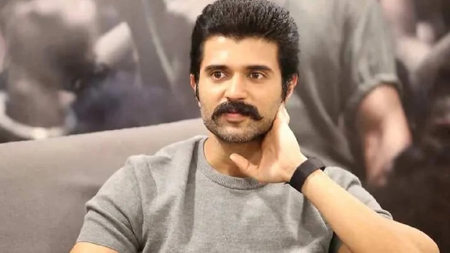 Vijay Deverakonda: విజయ్ దేవరకొండకు హైకోర్టు అండ.. ఇక ఫేక్ ప్రచారానికి చెక్ పడినట్టేనా..!