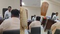 Gajwel Mro Video:  నువ్వు ఇంకా పురుగుల మందు తాగలేదా.?.. రైతుపై గజ్వేల్ ఎమ్మార్వో వివాదాస్పద వ్యాఖ్యలు.. వీడియో వైరల్..