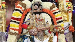 తిరుమల బ్రహ్మోత్సవాలు.. హంస వాహనంపై సరస్వతీ దేవి అలంకారంలో శ్రీ మలయప్పస్వామి దివ్యదర్శనం!