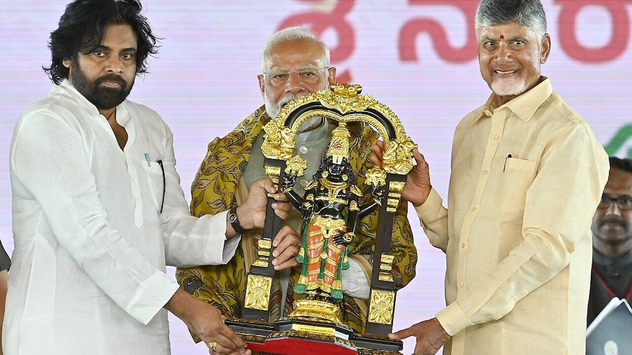 మున్సిపల్ ఎన్నికల సీట్ల సర్ధుబాట్లలో  కూటమిలో ఎవరిది పై చేయి..?