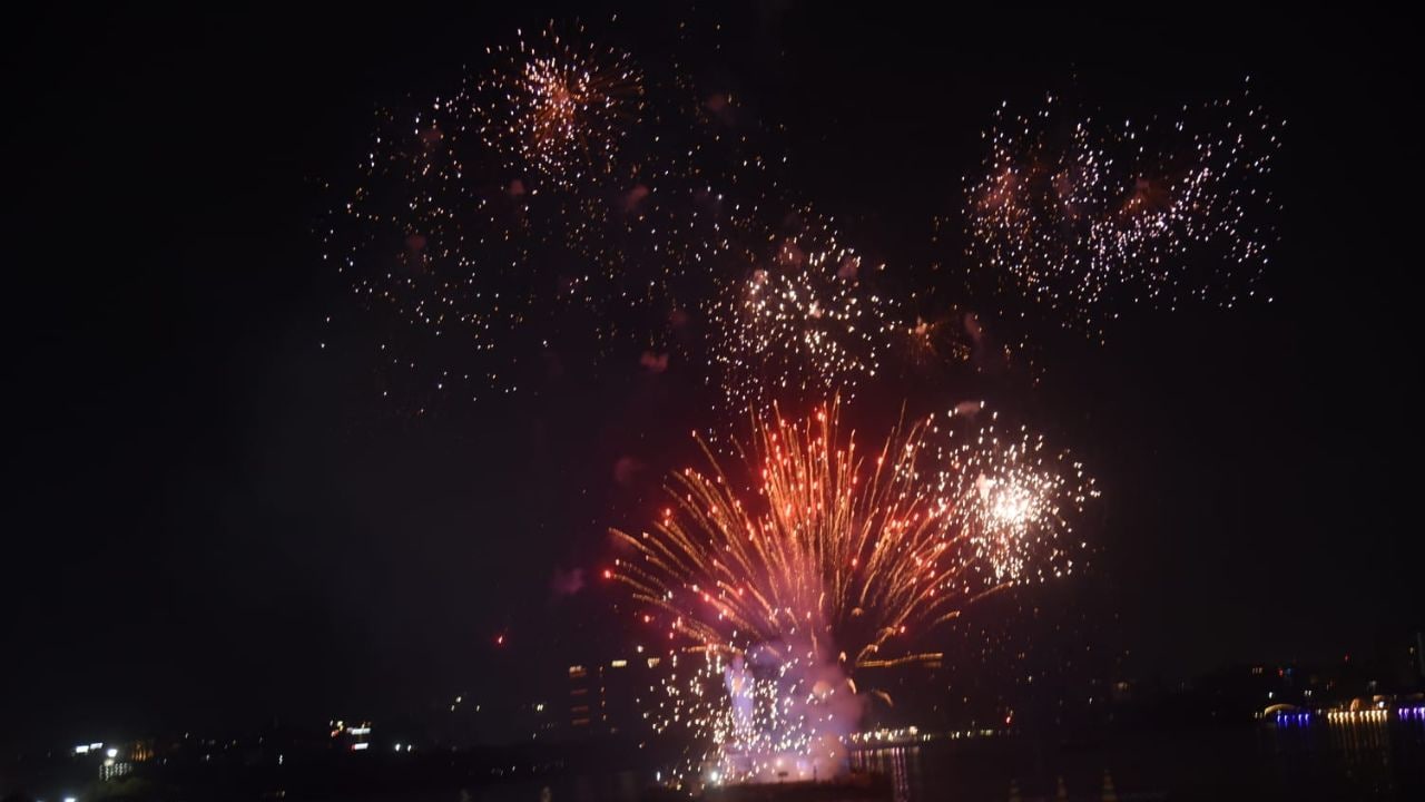 Crackers In Bathukamma
