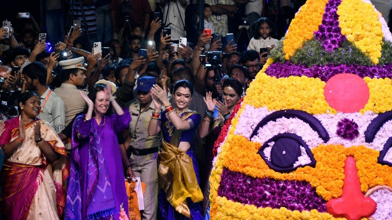 Saddula Bathukamma