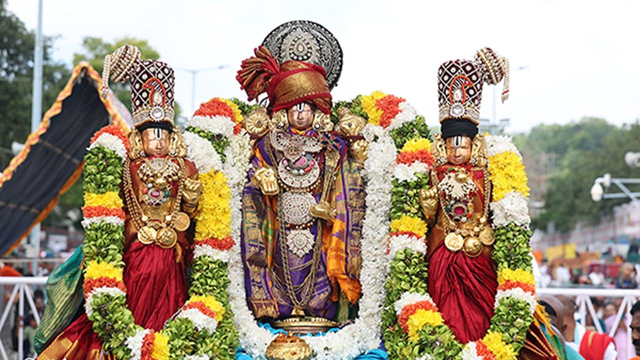 Tirumala devotees