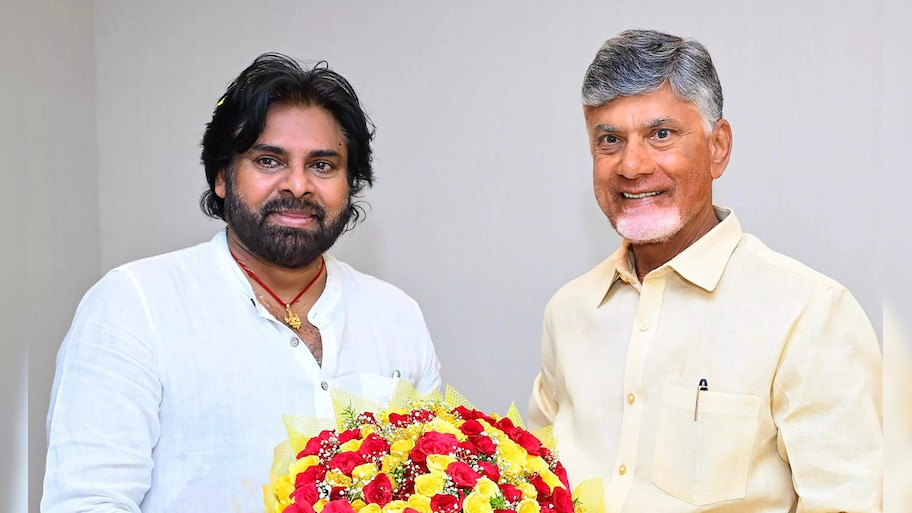 Pawan Kalyan Meets CBN: ప్రొటోకాల్ పక్కనపెట్టి చంద్రబాబుతో పవన్ కల్యాణ్ ఆకస్మిక భేటీ..అత్యవసర భేటీ వెనుక కారణం ఏంటి?