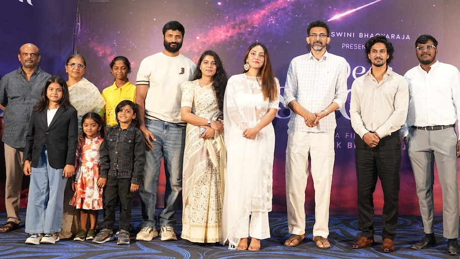 ‘డియర్ ఆస్ట్రోనాట్’ ఎవరినీ నిరాశ పరచదు.. సాంగ్ లాంచ్ ఈవెంట్‌లో డైరెక్టర్ శేఖర్ కమ్ముల ఇంట్రెస్టింగ్ కామెంట్స్..