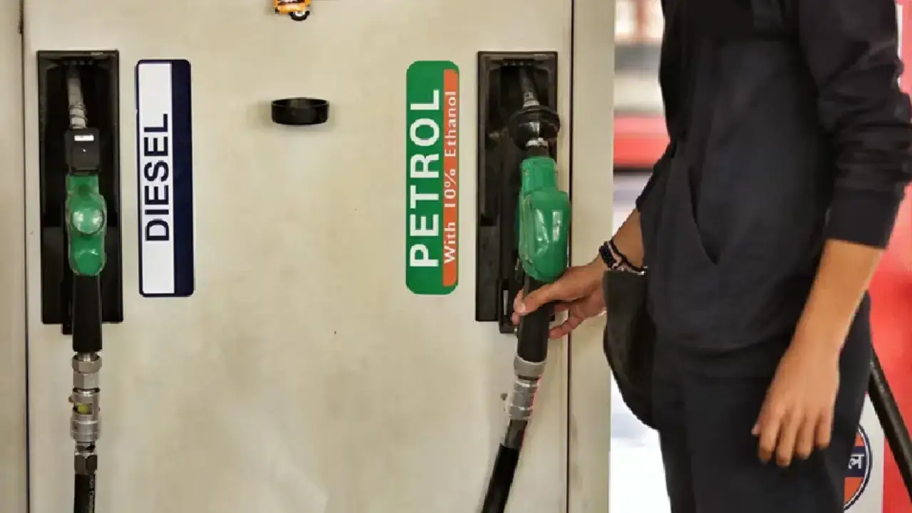 Petrol Excise Duty Scrap: కేంద్రప్రభుత్వం కీలక నిర్ణయం.. పెట్రోల్ ఎక్సైజ్ సుంకం రద్దు.. డీజిల్‌పై మరింత పన్ను భారం!